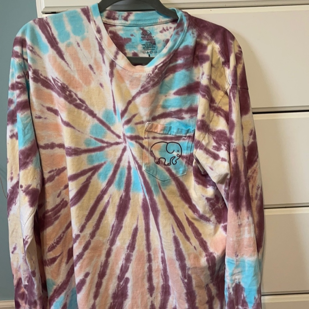 Women’s Ivory Ella Long Sleeve Tie-dye shirt